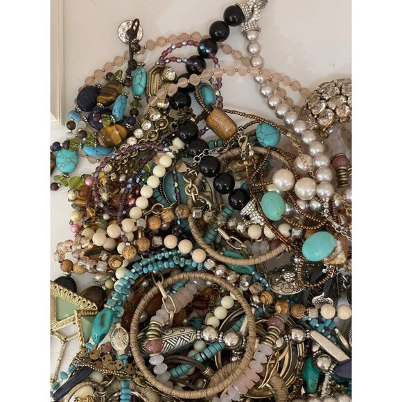 Branded Jewelry Mystery Lot - 1lb - Designer & Mall Brands, Boho, Classic, Bead - Picture 1 of 6